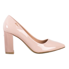 Goodin Pumpar På En Pelare rosa