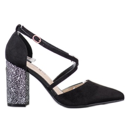 Goodin Trendiga pumpar på en pelare svart