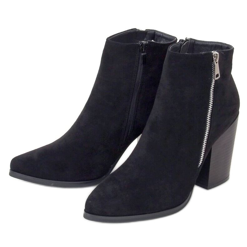 Svarta stövlar med breda hälar TX-1873 Svart