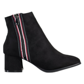 M.Daszyński Mockaskor med dekorativ dragkedja svart