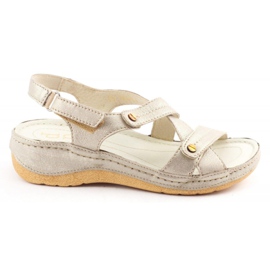 Dolce Pietro 2014 kvinnors gyllene sandaler