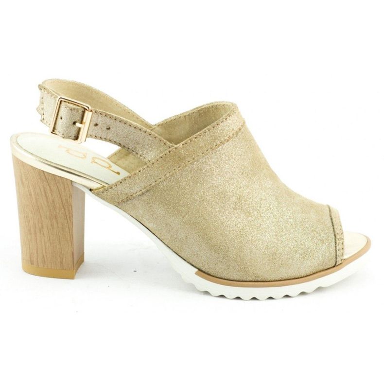 Dolce Pietro Sandaler på stolpen 1021 guld gyllene