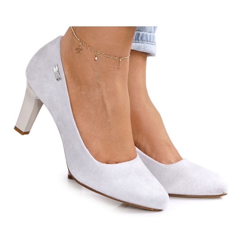 PJ1 Klassiska pumpar på en pelare mocka grå Eleanor