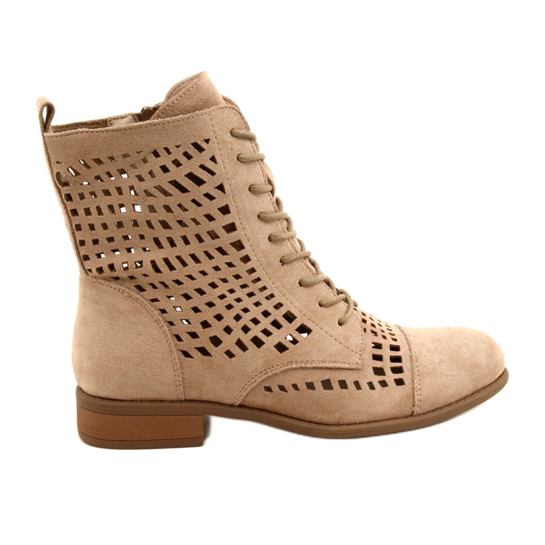 M.Daszyński Bundna genombrutna arbetare Daszyński SA142-33 beige