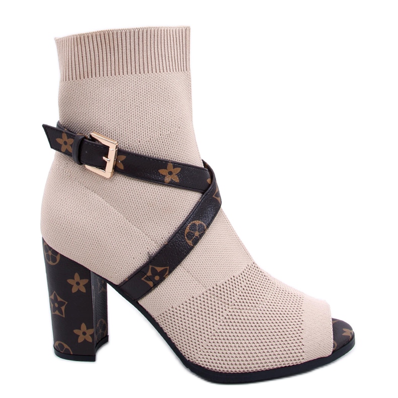 Beige stövlar med klack NS183 Beige