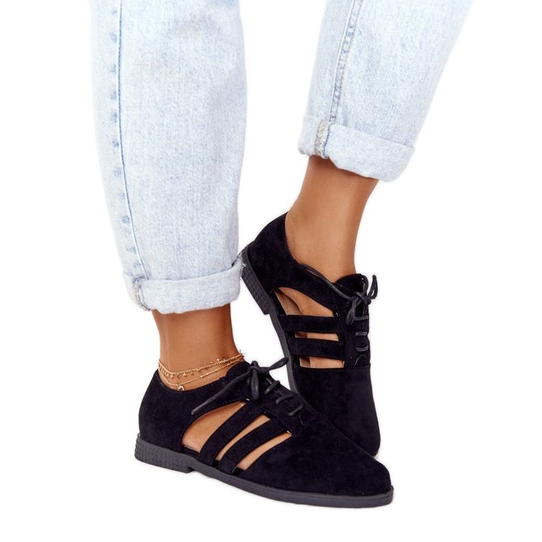 Kvinnors Brogues med utskärningar svart Lu Boo