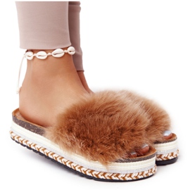 PS1 Camel Adventure Platform Tofflor med päls brun mångfärgad