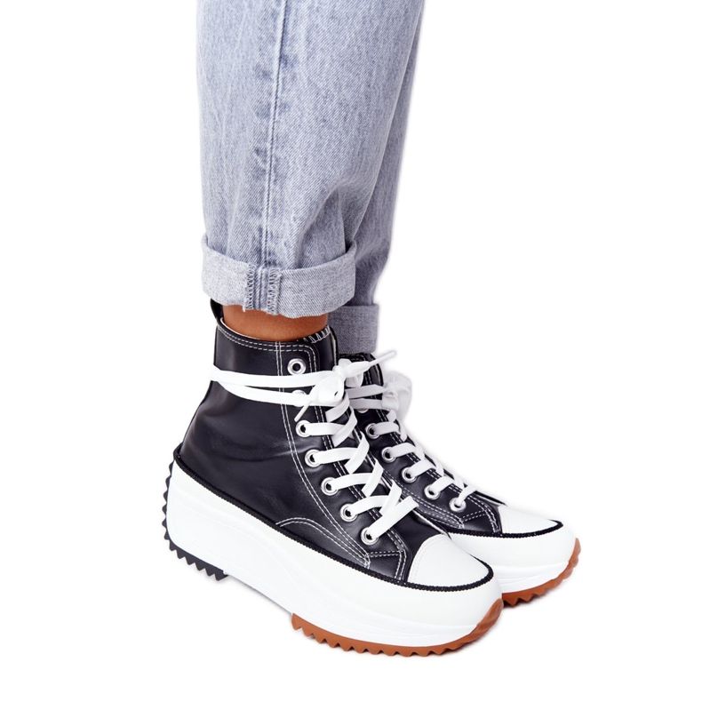 PS1 Skinnsneakers på den svarta Coachella -plattformen vit