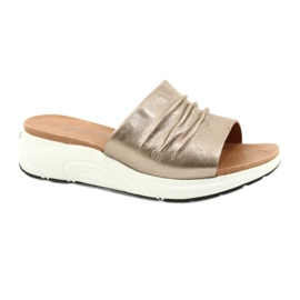 Caprice Bekväma damtofflor Taupe Metallic 9-27203-26 341 brun gyllene