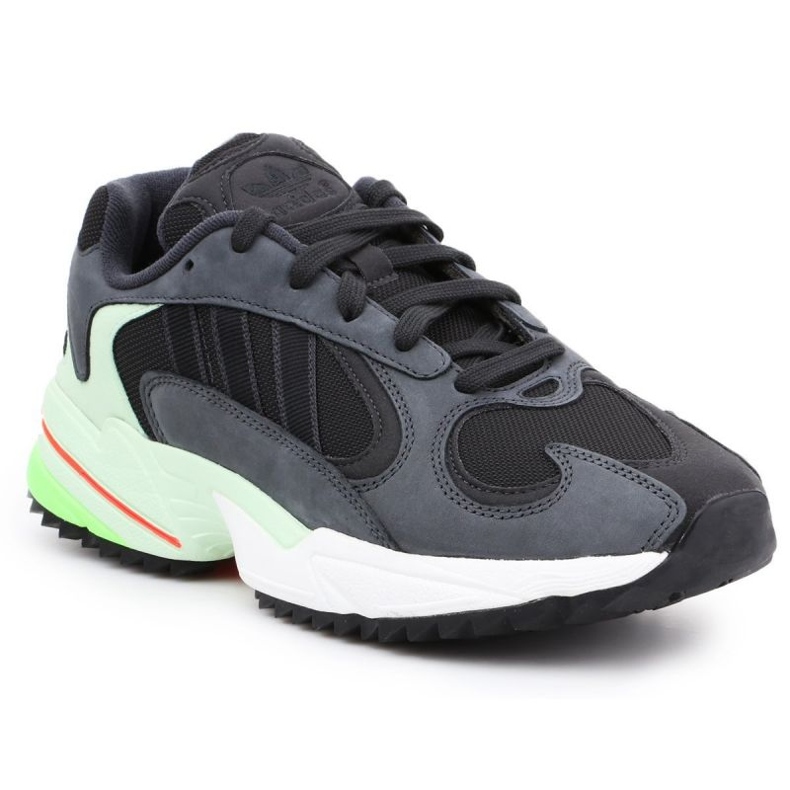 Adidas Yung-1 Trail M EE6538 skor svart