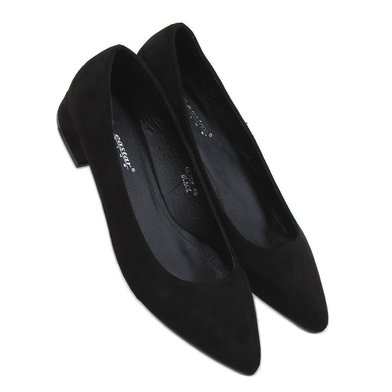 Black Pumps lågklackat svart CL70P Black