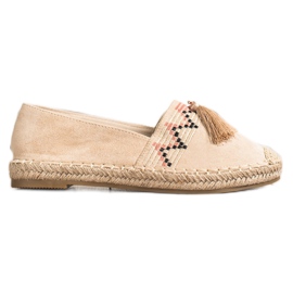 Best Shoes Moderiktiga espadriller med prydnader beige