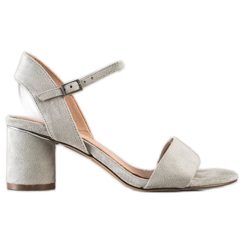 Evento Snygga sandaler på en bar grå