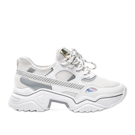 Vita sneakers på en tjock Leanna -sula