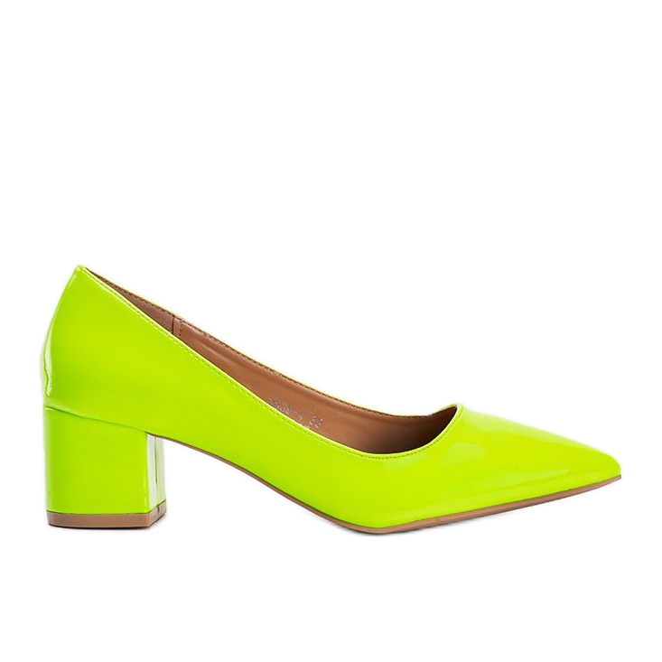 Gula pumpar lackade på Eden -kvarteret