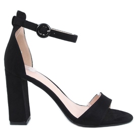 Svarta högklackade sandaler A12-06 Svart