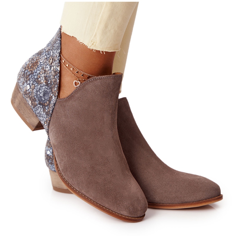 Kvinnors läderstövlar Maciejka Dark Beige 04091-65