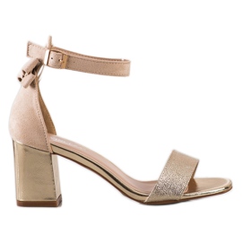 Sandaler med rosett VINCEZA gyllene