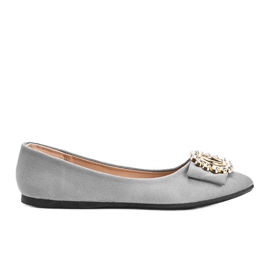 Grå ballerinor dekorerade med Ciara -stenar