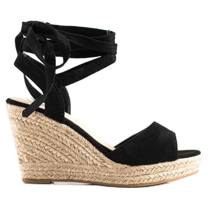 Sabatina Knutna sandaler på kilen svart