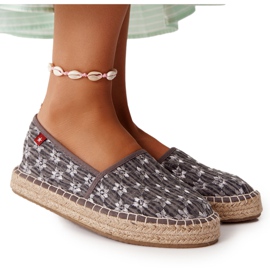 Espadrilles på en flätad plattform Big Star AA274680 grå