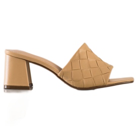 SHELOVET Quiltade beige flip-flops