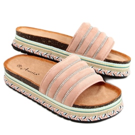 Rosa N-96 Rosa tofflor på den dekorerade sulan