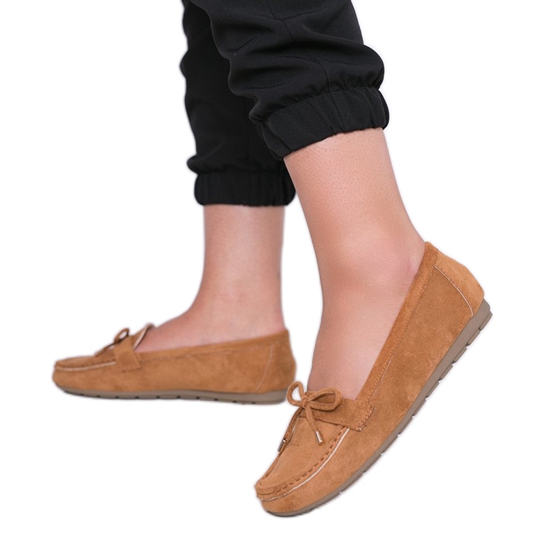 Bruna loafers med Deonte -rosett