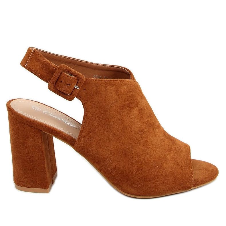 Sandaler på breda klackar kamel 2D6L221-89 Camel brun