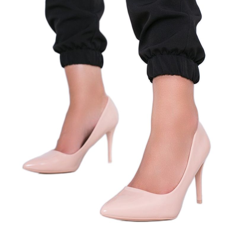 Beige lackerade Tisha klackar