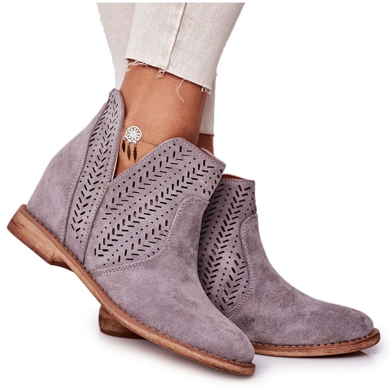 Openwork stövlar på en kil Grey Melanie grå