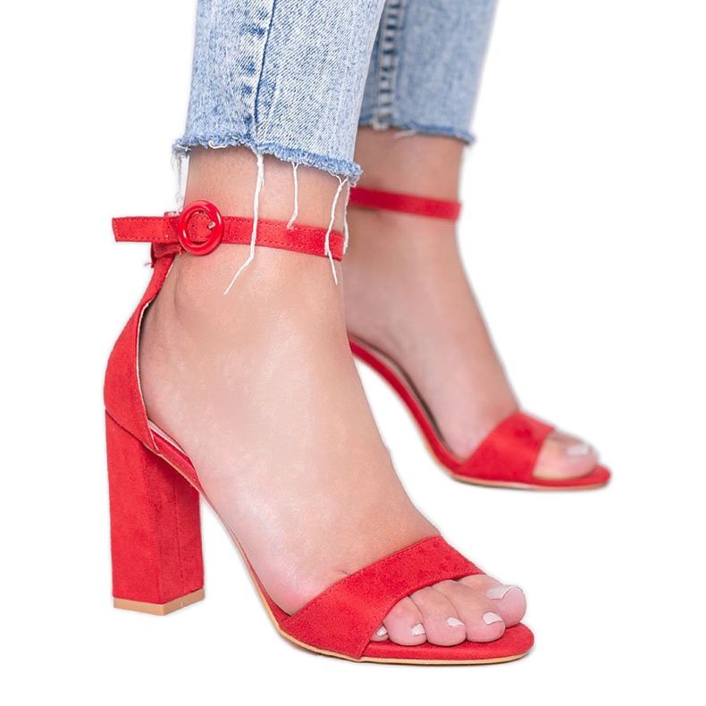 Röda sandaler på Penelope -stolpen