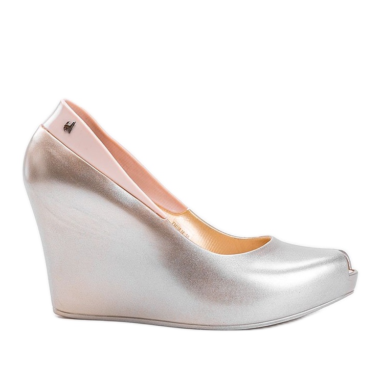 Golden Meliski på Dinas kil gyllene