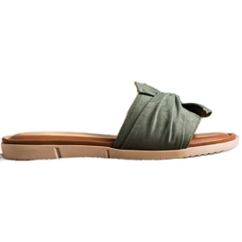 Tofflor i mocka i VINCEZA grön