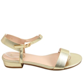 Platta sandaler med guld F9020 guld gyllene