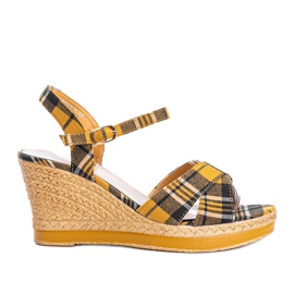 Senapkilssandaler med rutmönster från You Bebe mångfärgad gul