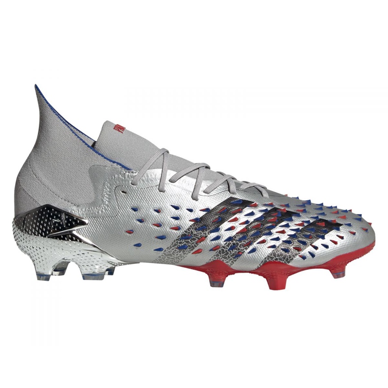 Adidas Predator Freak.1 Fg M FY1050 fotbollsskor grå silver-
