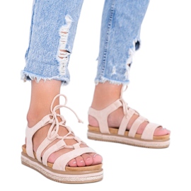 Layla snörningssandaler i beige