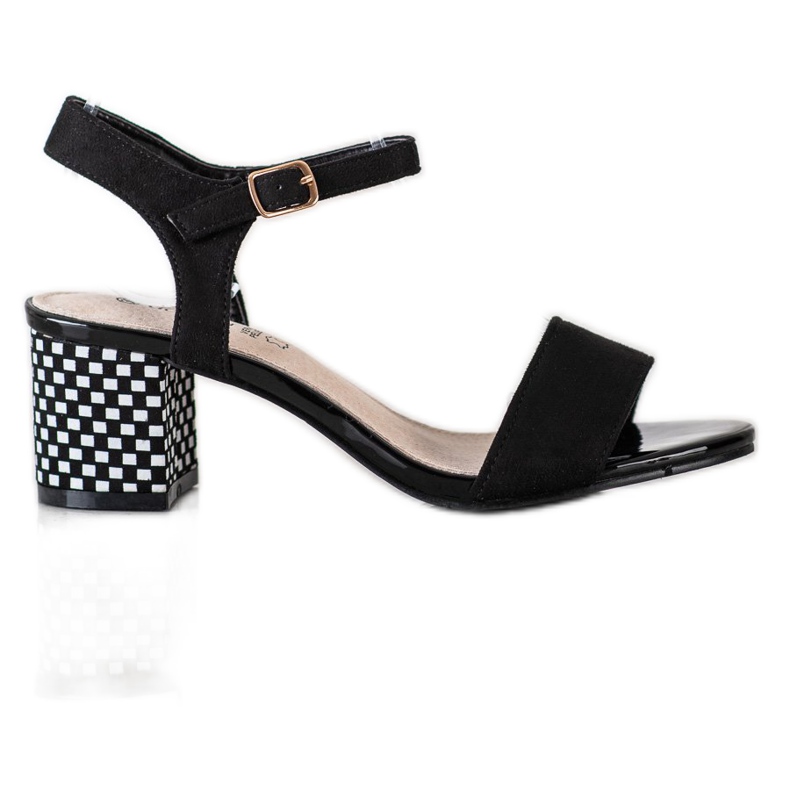 Goodin Bekväma sandaler på en bar vit svart