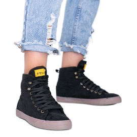 Svarta ankelhöga sneakers från Bujal