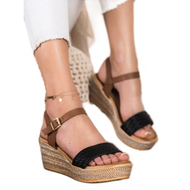 Bona Fashionabla kilsandaler brun svart