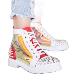 Vita och röda transparenta stövlar med Lea dubbar