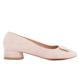 Marco Shoes Beige ballerinor i mocka med gyllene dekoration