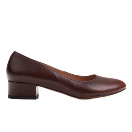 Radoskór Klassiska bruna dampumps för en bredare fot