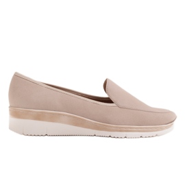 Radoskór Bekväma lågkilade skor för en bredare fot beige