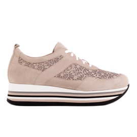 Marco Shoes Sneakers på en tjock sula med mesh som andas beige