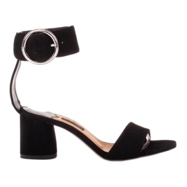 Marco Shoes Lädersandaler för kvinnor med ett dekorativt spänne svart