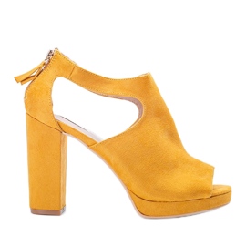 Senapssandaler med atlantiskt skaft gul