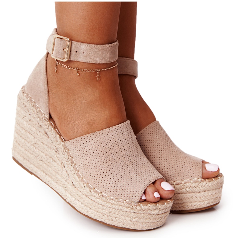 MSMG Beige Makenna Wedge Sandaler med flätor