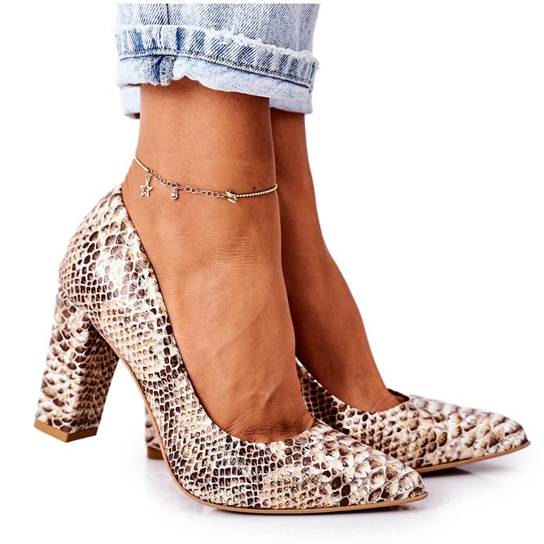 Lewski Shoes Läderpumps med ormskinnsmönster Lewski -skor 2453 Golden gyllene